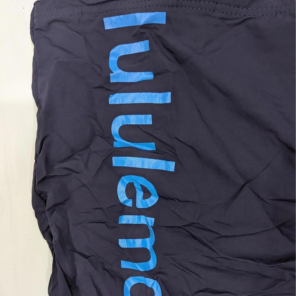Lululemon Packable Large Tote 30L Dark Blue - Picture 2 of 5